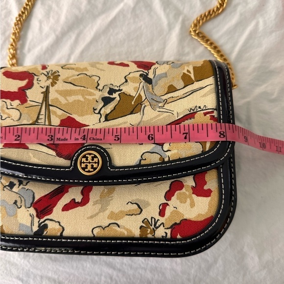 Tory Burch Robinson Printed Canvas Shoulder Bag Kite Landscape NWT - Picture 6 of 16